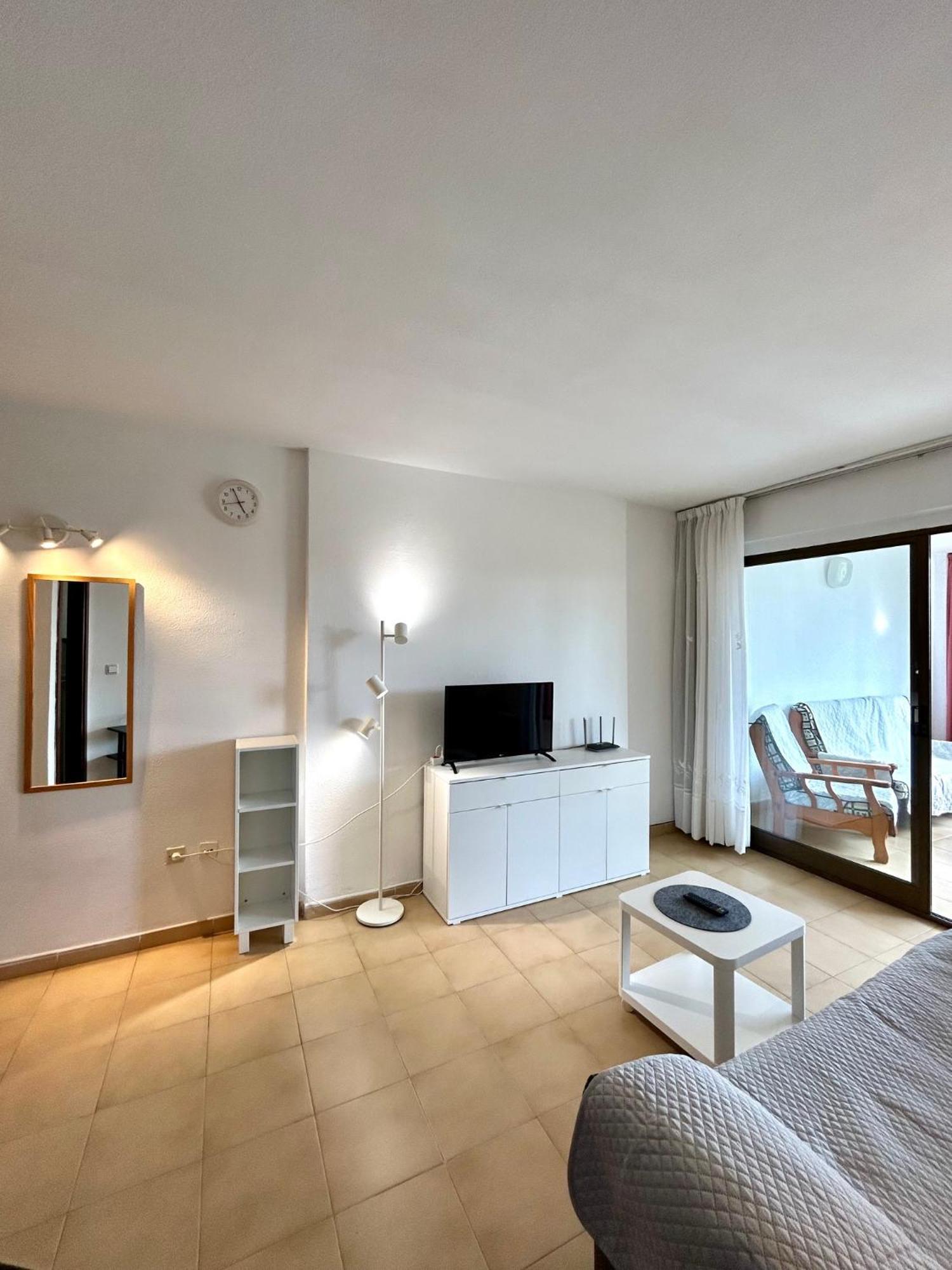 Torpa - Aloturin Benidorm Apartment Luaran gambar
