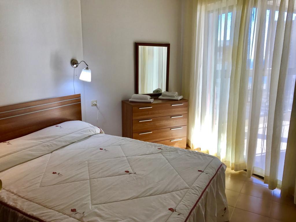 Torpa - Aloturin Benidorm Apartment Luaran gambar